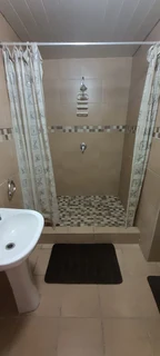 ⁸Student Accommodation: Parow -short term rental Dec/Jan