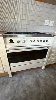 Smeg Oven and 6 Burner Hob