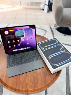 2024 13” iPad Pro M4 | 512GB Storage | Wi-Fi &amp; Cellular | Magic Keyboard