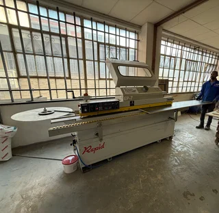 Edging machine _full house