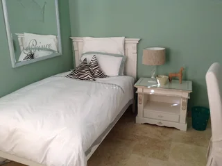 Hse-share Single Bedr In Sunset  Beach ⛱️ Village Milnerton Near Shops Myciti Ct Beach Centurycity