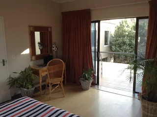 Beach village Lifestyle BedrEnsuite Hse-share in Sunset Beach Milnerton Near Shops Myciti CT Century