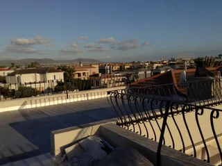 edroom-en-suite ⛱️ Beach village Lifestyle Hse-share in Milnerton Sunset Beach Near Shops CT Mycit