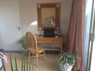 edroom-en-suite ⛱️ Beach village Lifestyle Hse-share in Milnerton Sunset Beach Near Shops CT Mycit