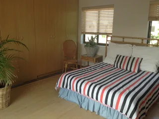 edroom-en-suite ⛱️ Beach village Lifestyle Hse-share in Milnerton Sunset Beach Near Shops CT Mycit