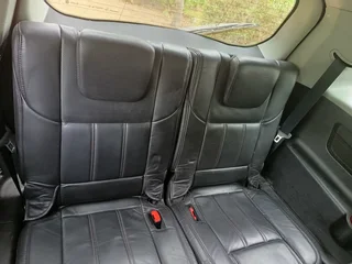 2017 Mahindra XUV500 awd W8