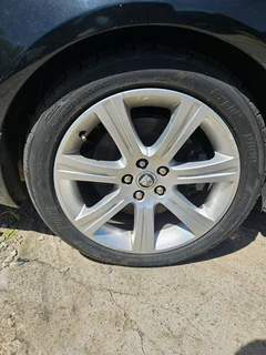 Set Of Jaguar Xf Rims And Tyres For Sale