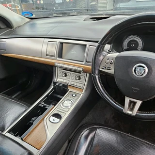 2009 JAGUAR XF 3.0 V6 PETROL STRIPPING AS SPARES