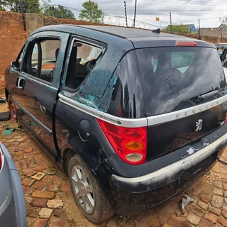 2005 Peugeot 1007 Stripping As Spares