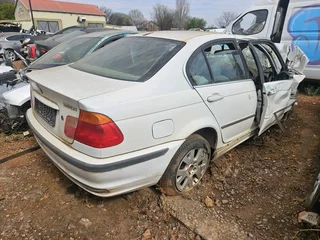 2000 Bmw E46 320i Stripping As Spares