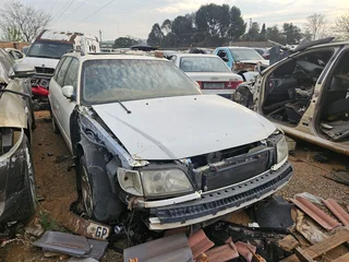 1996 AUDI A6 2.6 STATIONWAGON STRIPPING AS SPARES