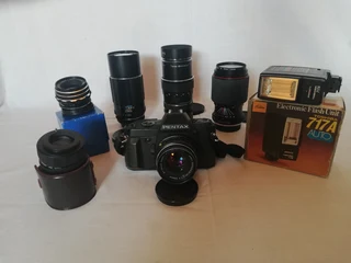 PENTAX P30N CAMERA PLUS ASSORTED TELEPHOTO LENSES.