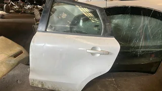 Toyota starlet 2017 available for stripping