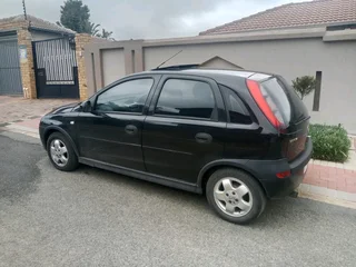 Corsa gamma with sun roof
