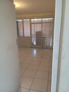 MAIN BEDROOM FOR R2800