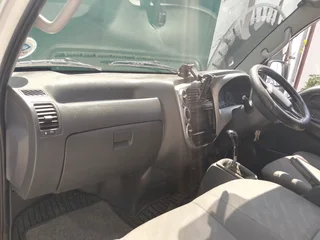 2013 kia k2700 for sale R125 000 contact Yusuf 0720554814