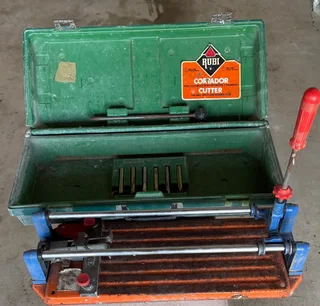 Tile Cutter