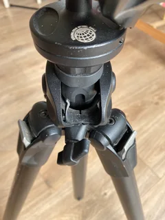 Manfrotto Carbon Fibre 3-Section Tripod with Manfrotto Light Duty Joystick Grip Ball Head