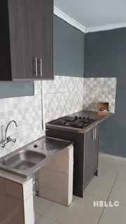 Very large room to rent at Grobler Park - Roodepoort near Marcel Walk shopping centre