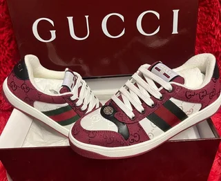 Sneakers - Ad posted by shaun