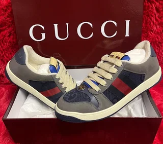 Sneakers - Ad posted by shaun