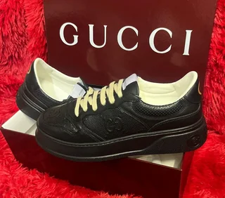 Sneakers - Ad posted by shaun