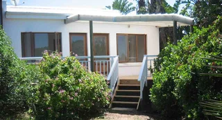 Aquarius Beach House - holiday home