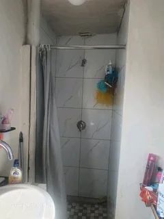 Bachelor unit at the Bluff