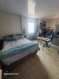 Bachelor unit at the Bluff