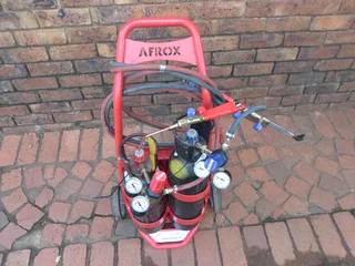 Porta Pack Complete with brazing and cutting attachments.