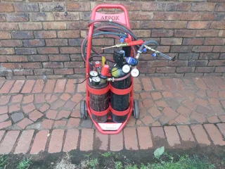 Porta Pack Complete with cutting &amp; brazing attachment