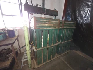 Hidroliese wol pres te koop.