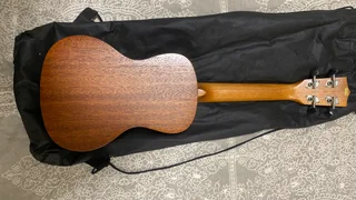 Ukelele - Ad posted by Georgina Purkis