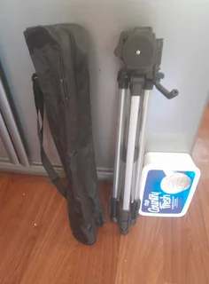 Camera fold-up tripod in bag
