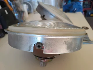 Volkswagen beetle headlight no cover