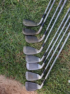 Spalding golf clubs all 8 clubs