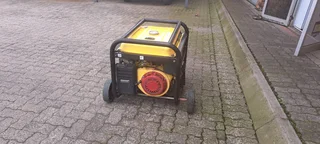 5500VA (5.5kW) Petrol Generator