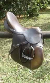 Saddle - Ad posted by Loran Bright