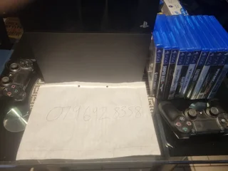 PS4 - Ad posted by Zaahir Hoosen