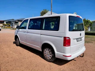 2017 VW T6 KOMBI 2.0 TDi M/T