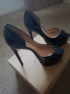 Shoes - Steve Madden