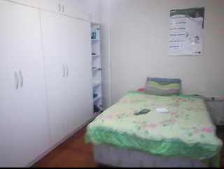 Fully furnished room to let