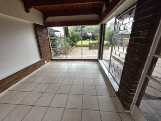 3 bedroom rental unit in Bredell