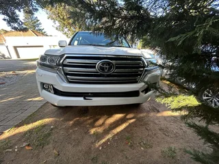 2017 Toyota Land Cruiser SUV 200 VX
