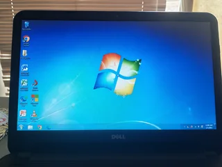 Dell Inspiron 3500 Series