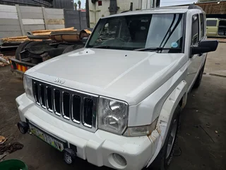 Stripping 2007 Jeep Commander