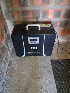 Kool Energy Portable 1Kw 50 ha Lithium battery Inverter