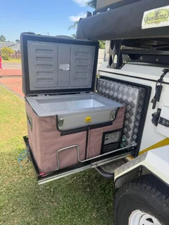 JURGENS XT 140 CAMPING TRAILER with Hydraulic Rooftop Tent.