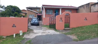 Merebank Main/Front House to Rent