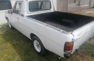 2004 Nissan 1400 Single Cab